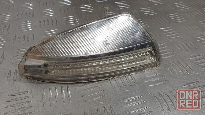 Повторитель поворота правый  MERCEDES W204 2007-2014 разборка Херсон - изображение 1