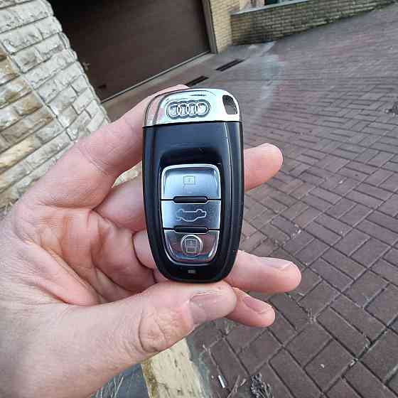 Ключ оригинальный AUDI A8 Херсон