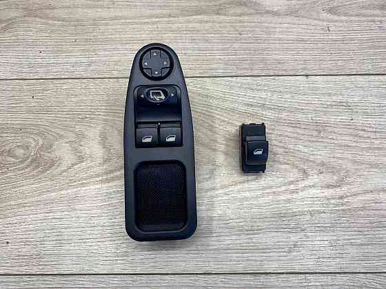 Кнопка стеклоподъемника Fiat Scudo, Fiat Jumper, Fiat Expert. Херсон