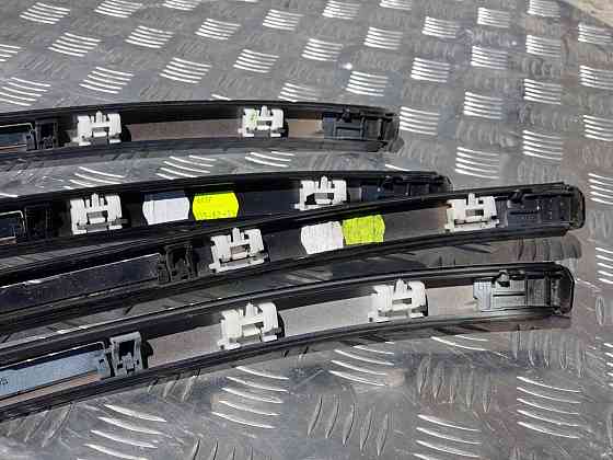 Молдинг крыши левый для BMW F30 2012-2019 51137258181 разборка Херсон