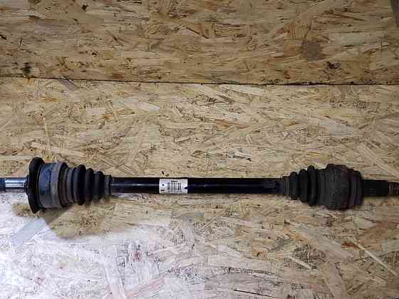 Полуось задняя левая  BMW X3  F25  2011-2017  33207598041 разборка Херсон
