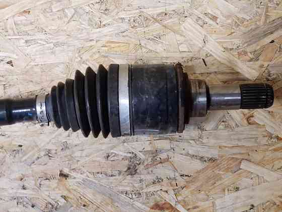 Полуось задняя правая BMW F30 2012-2019  33207637444 разборка Херсон