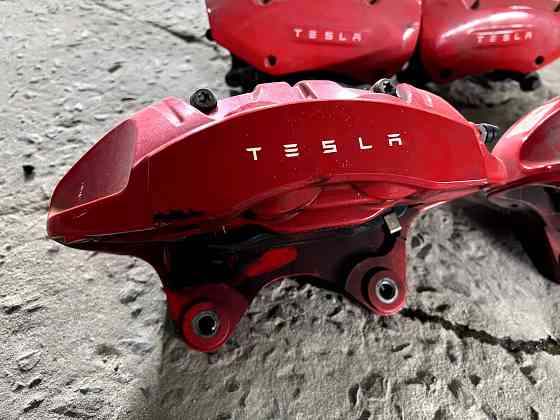 Тормоза Перфоманс Тесла 3 Тормозной супорт Tesla Model 3 Performance Херсон