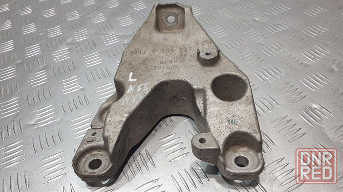 кронштейн коробки BMW X3 F25 n55 2010-2017 22116784827 разборка Херсон - изображение 1