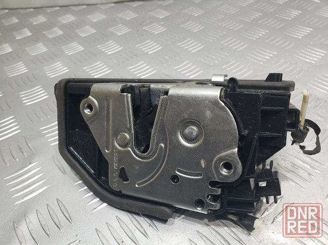Замок двери зад лев BMW X5 E70 2007-2013 без доводчика разборка Херсон - изображение 1