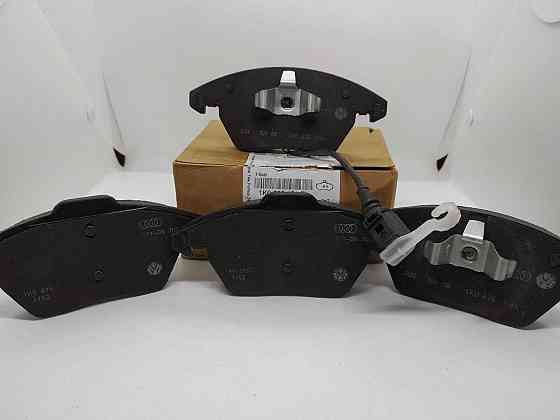Колодки тормозные (передние) VW Golf 5\6 Cadi 3 Octavia A5 
оригинал Херсон