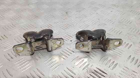 Петля двери задняя верхняя 7933026000 HYUNDAI SANTA FE I разборка Херсон