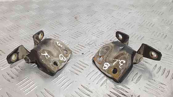 Петля двери задняя верхняя 7933026000 HYUNDAI SANTA FE I разборка Херсон
