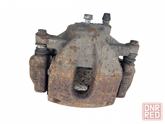 Суппорт передний левый Toyota Auris 1.6 2006-2012 4775002340 разборка Херсон - изображение 1