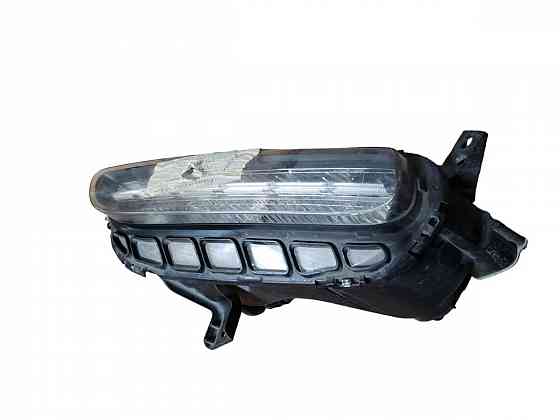Поворотник правый  Porsche PANAMERA (2009-2016) 97063108102 разборка Херсон
