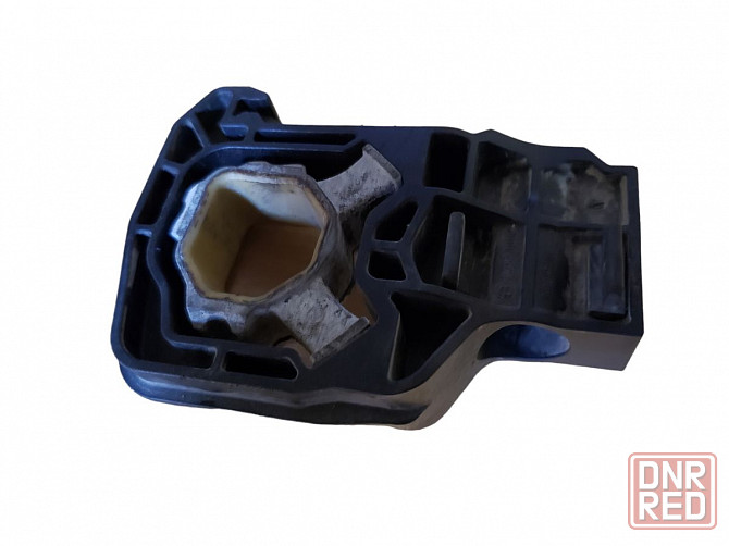 Кронштейн радиатора левый BMW F10 n57/n54  2010 - 2018 разборка Херсон - изображение 2