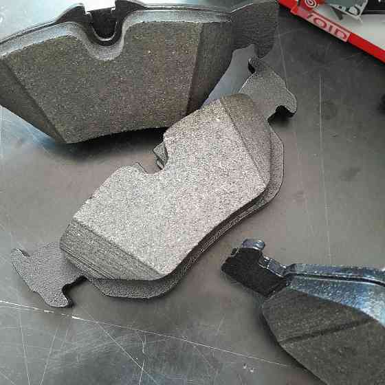 Тормозные колодки brembo Херсон