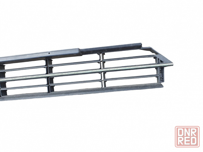 Решётка переднего бампера Volkswagen Passat B7 2012-2015 разборка Херсон - изображение 4
