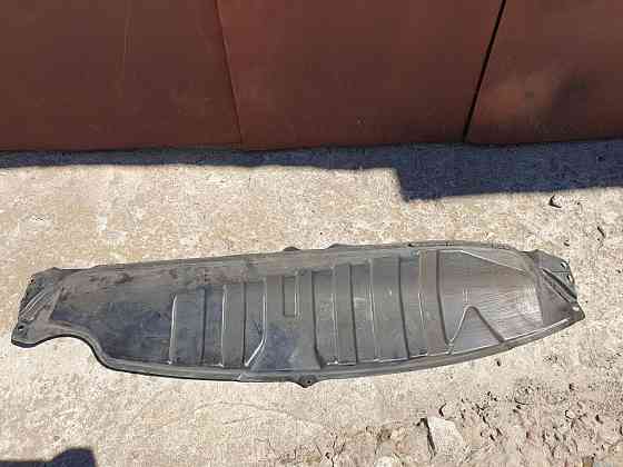 накладка  под жабо метал Honda Civic 2005-2012 4d 1,8 Акпп  разборка Херсон