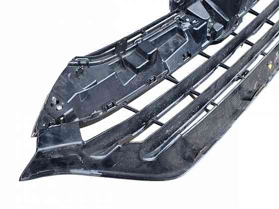 Решотка радиатора ТРЕЩИНА Honda CR-V 5 2017-2020 71121TLAA00 разборка Херсон