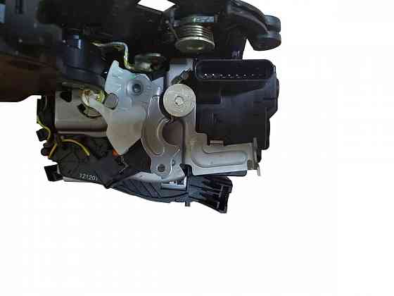 Замок двери задней левой  Land Rover RANGE ROVER SPORT II разборка Херсон