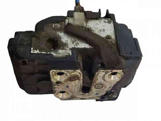 Замок двери задней правой 3pin Nissan Navara D40 2005-2012 разборка Херсон