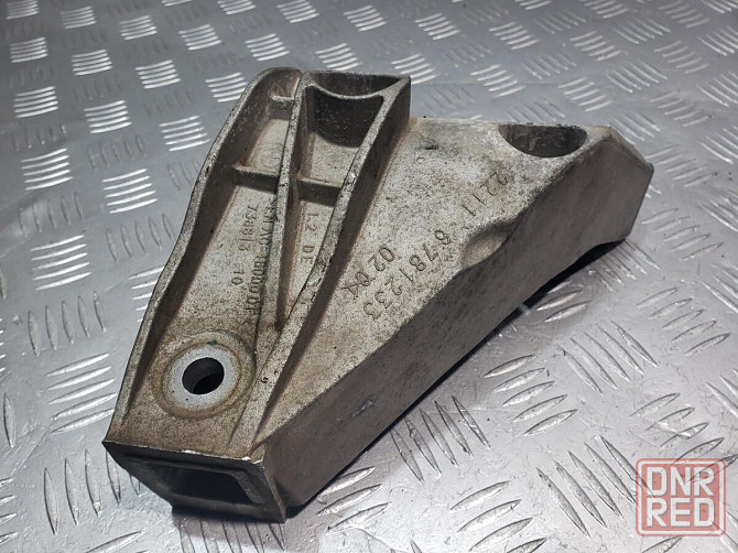 КРОНШТЕЙН ДВИГАТЕЛЯ 736813 BMW F20 F21 F30 N13 2010-2018 разборка Херсон - изображение 2
