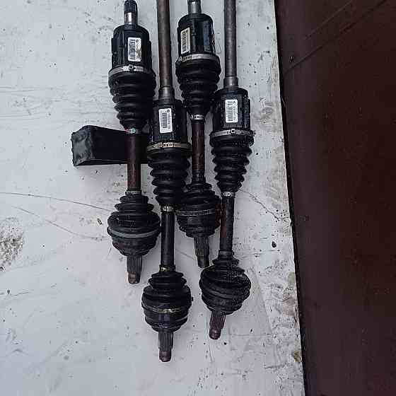 Полуось передняя BMW X5 E53 полуось передняя ШРУС наружный BMW X5 E53 Херсон