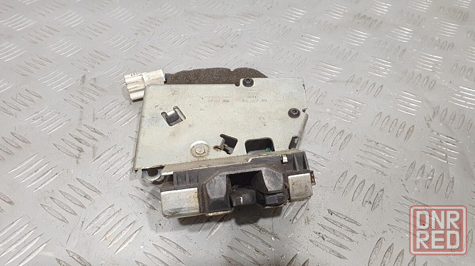 Замок крышки багажника  2s7143102ad Ford Mondeo 3 разборка Херсон - изображение 1