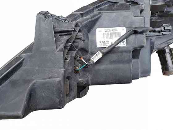 Фара передняя правая (Дефект) Nissan Tida 07-12 26010EM00A разборка Херсон
