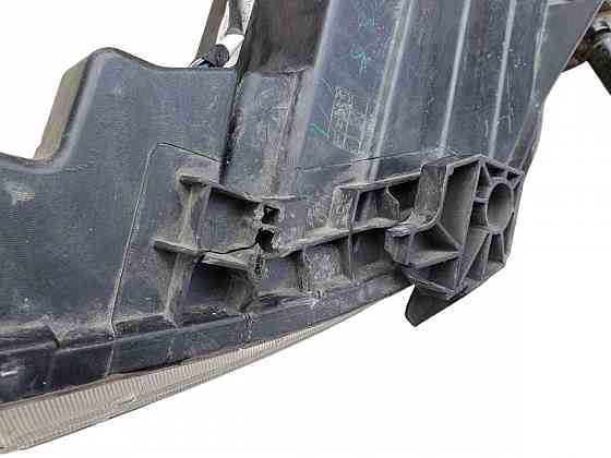 Фара передняя правая (Дефект) Nissan Tida 07-12 26010EM00A разборка Херсон