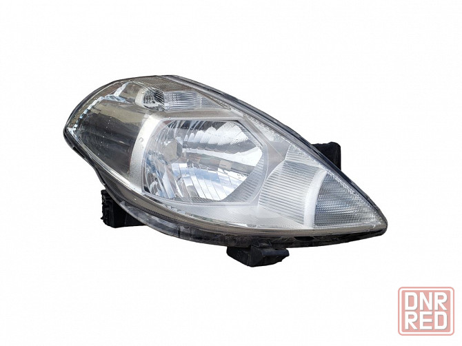 Фара передняя правая (Дефект) Nissan Tida 07-12 26010EM00A разборка Херсон - изображение 1