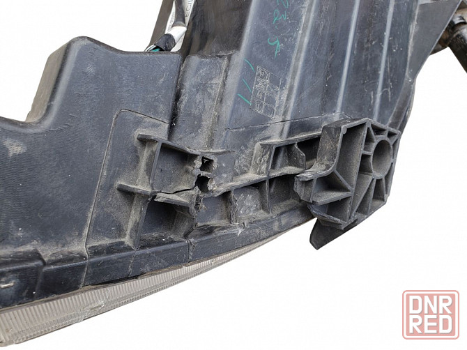 Фара передняя правая (Дефект) Nissan Tida 07-12 26010EM00A разборка Херсон - изображение 4