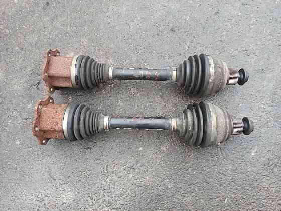 Полуось правая левая привод 8k0407271q Audi A4 B8 1.8 Ауди а4б8 Херсон
