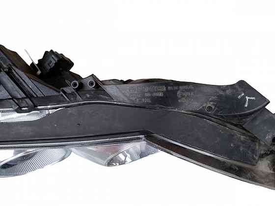Передняя правая фара с коректором Mazda Cx-7 2006-2012 разборка Херсон