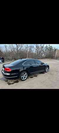 Volkswagen Passat B7 SEL 1.8 TSI Макеевка