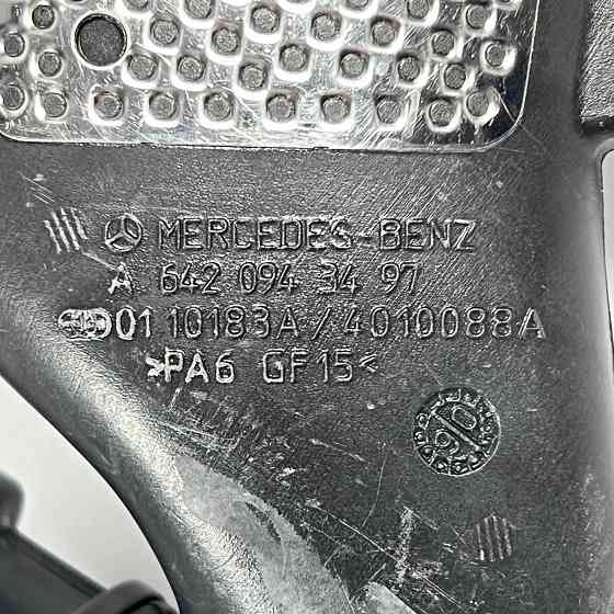 Патрубок впускний ЧАЙКА ЛАСТОЧКА Мерседес 3.0 CDI OM642 V6 A6420943497 Запорожье
