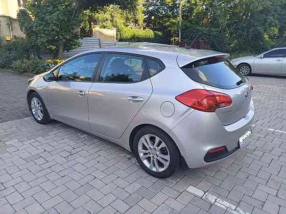 Продам Киа Сид, продам Kia Ceed (2-ое поколение), предмаксимальная комплектация Luxe, один владелец. Донецк