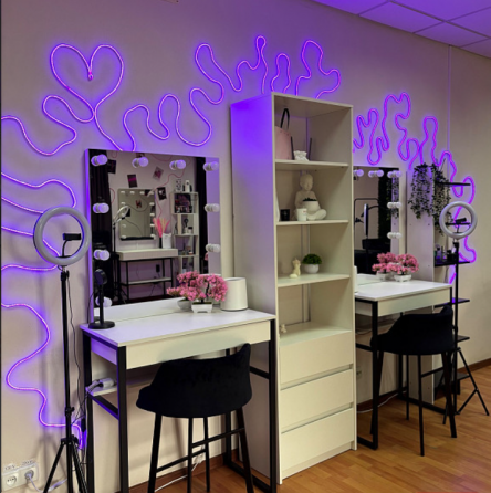 Сдается рабочее место визажиста, бул. Шевченко, ориентир мини-маркет "Удача" Донецк