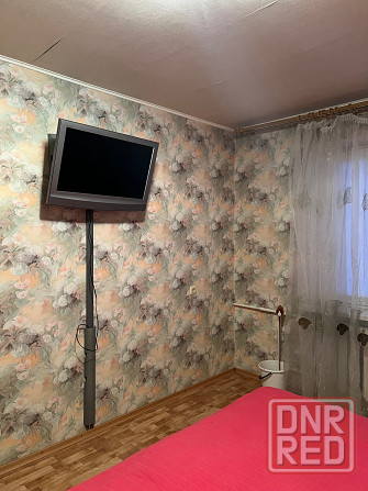 Мирный, трёхкомнатная, 27000 р. Мебель, техника, бойлер Донецк - изображение 3