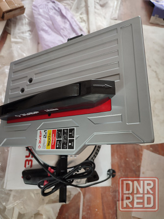 Торцовочная пила зубр 210-1500w Донецк - изображение 6