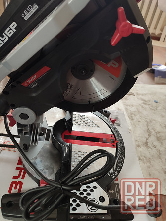 Торцовочная пила зубр 210-1500w Донецк - изображение 5