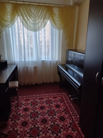 Продажа 3-х комнатной квартиры Макеевка, Центрально-Городской район, бульвар 8-го Сентября, Даки Макеевка