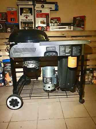 Вугільний гриль Weber Performer GBS Deluxe 57 см Запорожье