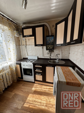 Продам 1-комнатную квартиру 3/4, в г. Макеевка, Советский район, п. Объединенный Макеевка - изображение 1