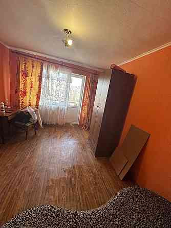Продам 1-к кв м-н Октябрьский гостинка Макеевка