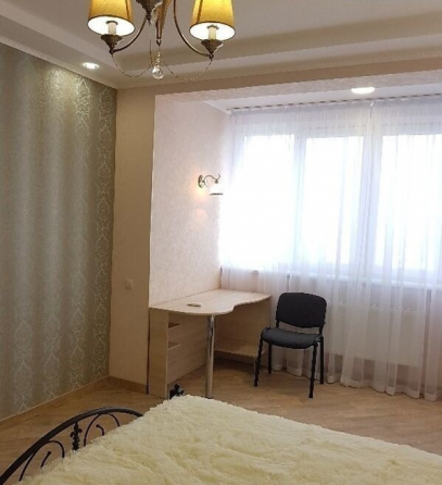 Сдается 2кв.в Киевском рн.6/9 этаж.Только для длительного проживания Донецк