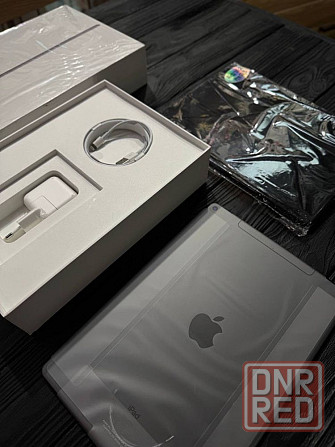 Ipad Air 64 GB WiFI + LTE IOS 18.3.1 New Херсон - изображение 1