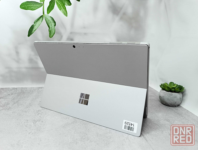 Планшет Microsoft Surface Pro 4/i5-6300U/4GB/128 GB/12.3"/3K/2736x1824 Запорожье - изображение 1
