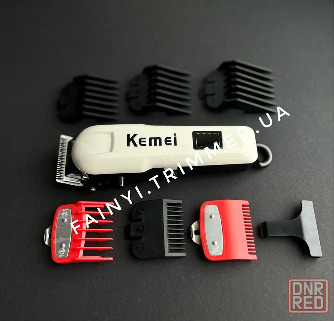 Професійна машинка Kemei Professional для стрижки бороди голови тример Запорожье - изображение 1
