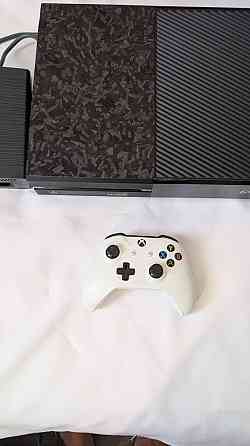 Xbox one 500 gb + оригинальный джойстик Запорожье