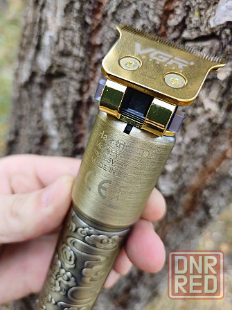 Триммер для бороды и усов с LED-дисплеем VGR 073 триммер головы металл Запорожье - изображение 3