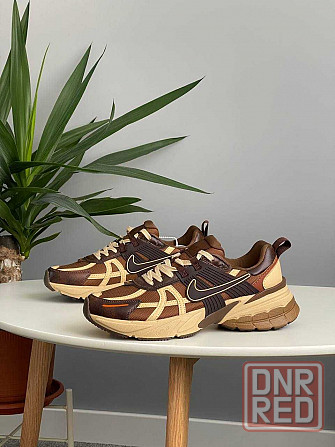 Мужские кроссовки Nike V2K Run Light British Tan 41-45 Хит Весны! Топ Херсон - изображение 6