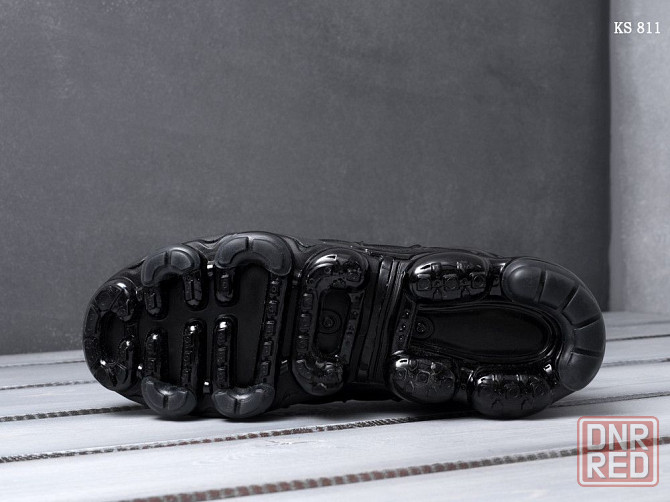Кроссовки Nike Air Vapormax Plus TN (чорні) Херсон - изображение 3