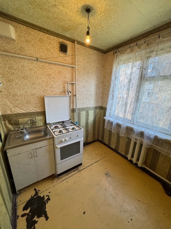 1к.кв. кв-л Строитель 2/5 Макеевка